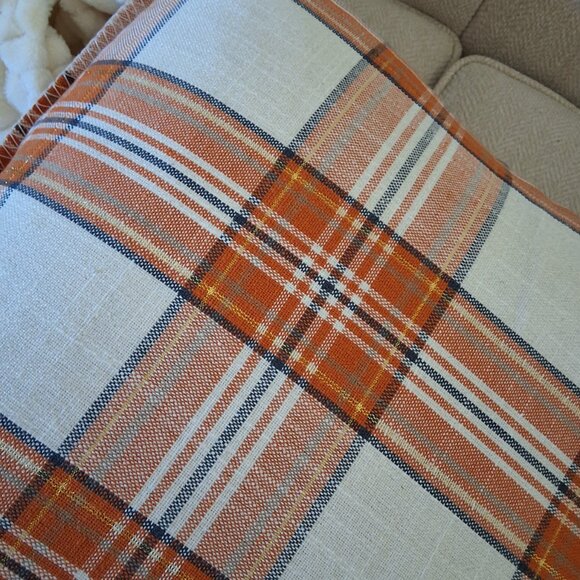 Gorgeous Decorative THROW PILLOW - Picture 5 of 6